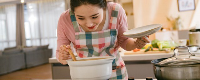 怎麼做雞腿煲 雞腿煲做法步驟