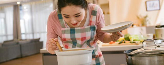 煮魚怎麼做呀 怎麼煮魚又嫩又好吃