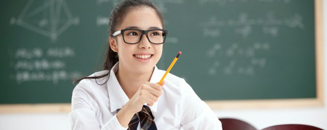英雄輩出的意思 怎麼理解英雄輩出