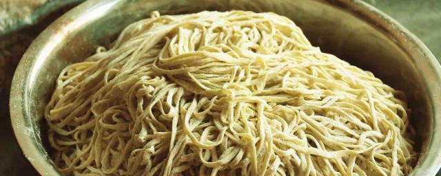 堿面如何做才好吃 怎樣做簡單又好吃的堿水面