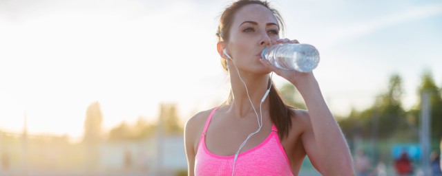 百米運動員鍛煉方法 有什麼練習的技巧呢
