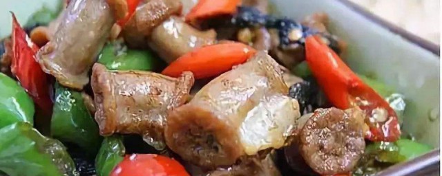 紫蘇粉腸的制作方法 紫蘇粉腸的制作方法分享