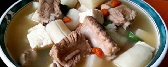 排骨湯怎麼燉好喝又營養 排骨湯的做法