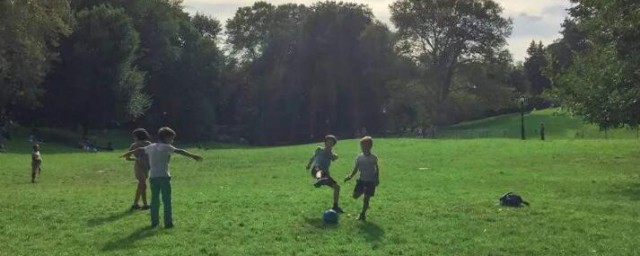 陪孩子逛公園心情短語 陪孩子逛公園心情短語有哪些