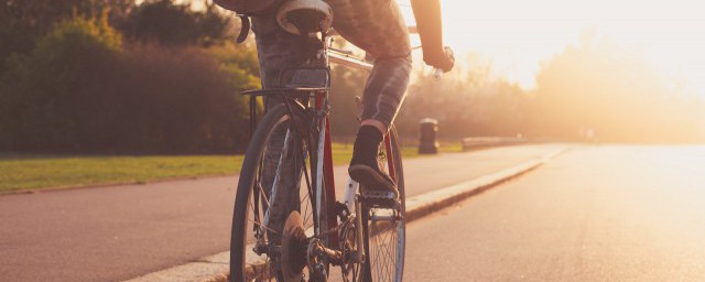 自行車生銹瞭用什麼方法洗掉 有什麼洗生銹的技巧