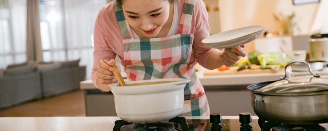 補血喝什麼湯 女人補血喝什麼湯最好