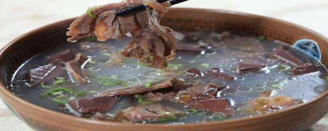 煮牛肉湯方法 簡單清燉牛肉湯的做法