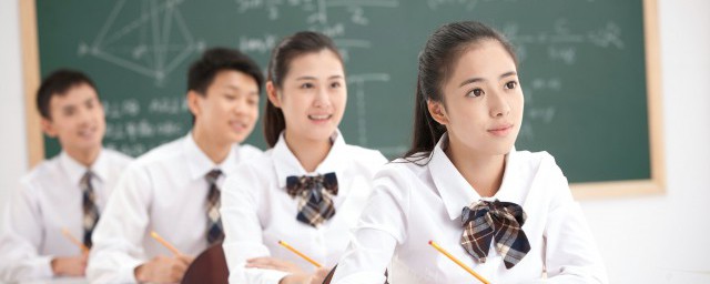 碧空如洗什麼意思 如何理解碧空如洗的意思