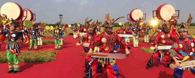 形容聲音大的四字詞語 形容聲音大的四字詞語及解釋