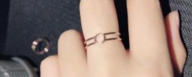 戒指戴中指是什麼意思 戒指戴中指有什麼含義