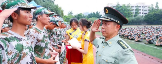 軍訓如何做一名優秀的標兵 做標兵的方法介紹