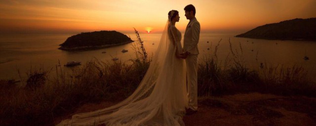 結婚紀念日發朋友圈簡單的一句話 關於結婚紀念日的唯美句子