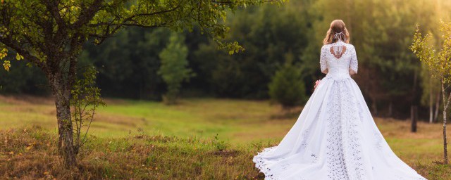 如何做婚紗相冊 需要怎麼往裡邊添加音樂