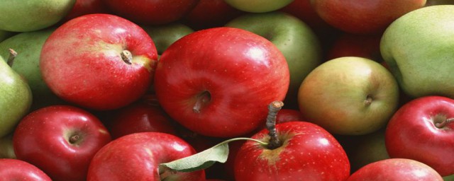 煮蘋果水的功效與作用 煮蘋果水的功效與作用簡述