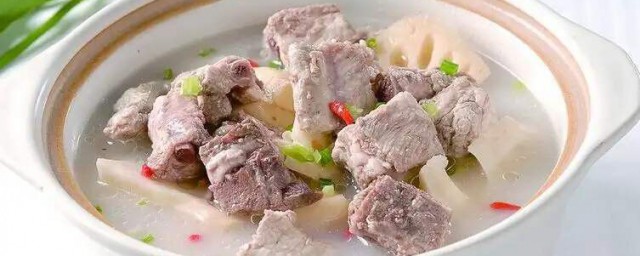 月子餐蓮藕山藥排骨湯怎麼做好喝 做蓮藕山藥排骨湯的方法