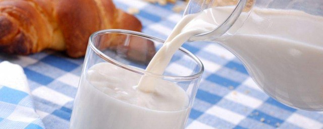 喝純牛奶的好處有哪些 喝純牛奶的好處介紹
