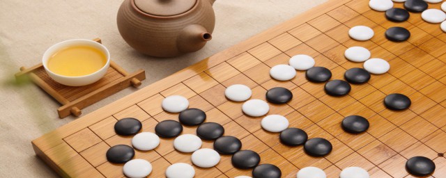 圍棋棋盤共有幾個交叉點 圍棋共有多少條縱橫線