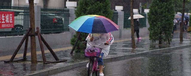 降雨量如何計算 降雨量的計算方法