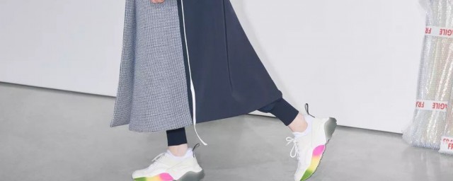 裙子老爹鞋穿搭推薦 女生老爹鞋配什麼裙子