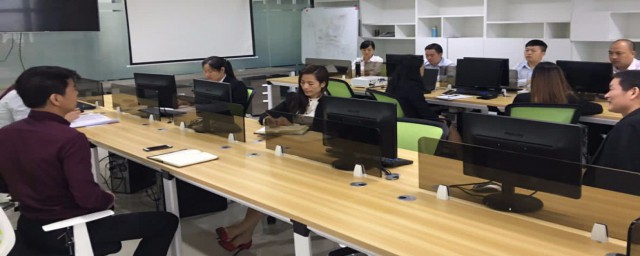 關於開始工作瞭發朋友圈的句子 關於開始工作瞭發朋友圈的句子推薦
