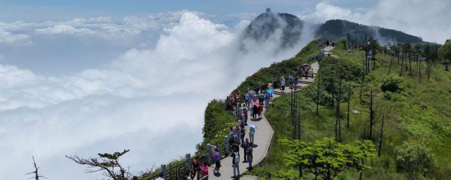 峨眉山旅遊景點 峨眉山景點簡介