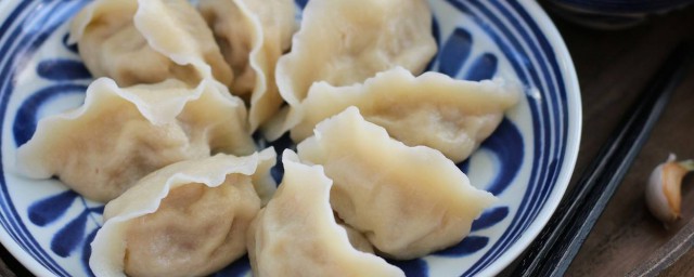 牛肉酸菜餡餃子怎麼調餡好吃 有什麼技巧