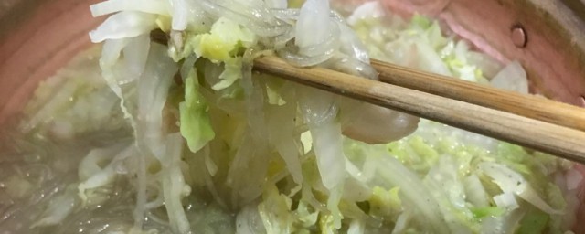 酸菜粉絲白肉的做法 方法教給你