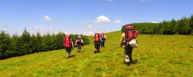 徒步旅行需要準備什麼 徒步旅行需要準備哪些東西