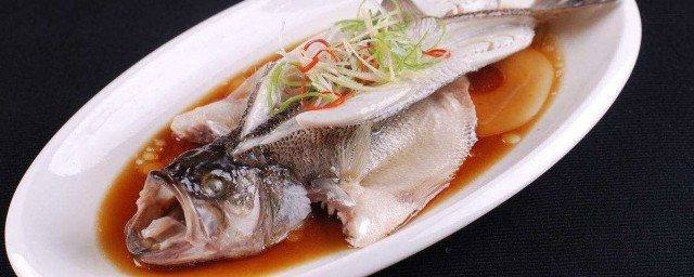 鱸魚清蒸幾分鐘 鱸魚清蒸時間做法詳解