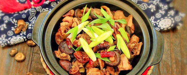 幹鍋香菇怎樣做 幹鍋香菇的做法