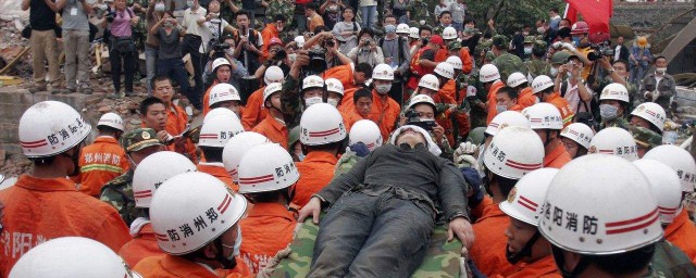 汶川地震的感人事跡 2篇汶川大地震的感人事跡簡述