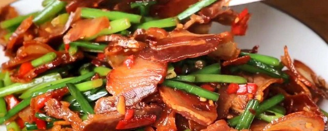 韭菜花炒肉做法 韭菜花炒肉做法是什麼