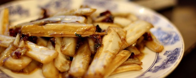 金邊白菜是什麼菜系 金邊白菜的菜系是什麼