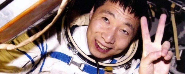 楊利偉的資料 關於楊利偉的資料介紹