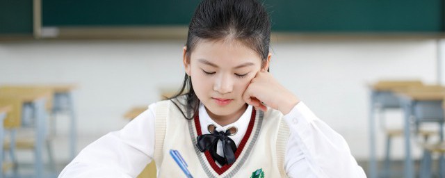 鋼鐵是怎樣煉成的讀書筆記摘抄 關於鋼鐵是怎樣煉成的讀書筆記有摘抄和佳句賞析