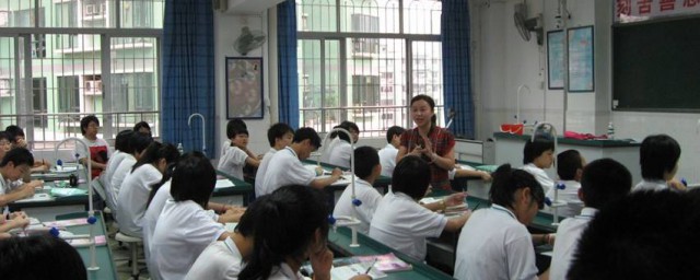 風聲雨聲讀書聲聲聲入耳的下一句 傢事國事天下事事事關心