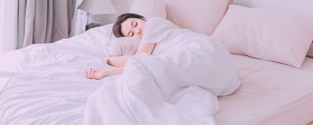 幾點算熬夜 幾點睡覺是熬夜