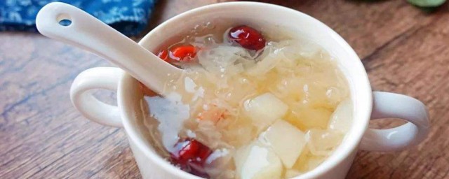 雪梨銀耳湯的功效 雪梨銀耳湯簡介