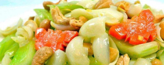 黃瓜燒腰果怎麼做好吃 黃瓜炒腰果的做法步驟