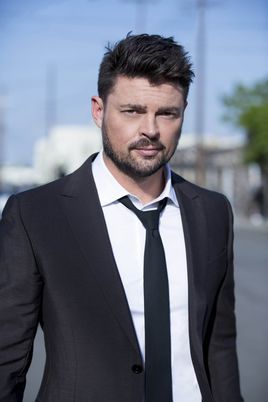 卡爾·厄本 Karl Urban Karl-Heinz Urban