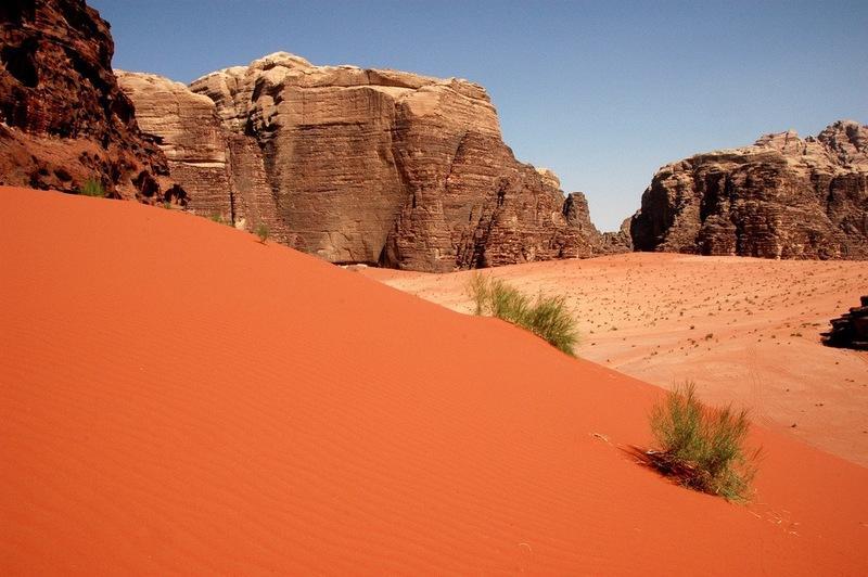 瓦迪拉姆保護區 Wadi Rum Protected Area 