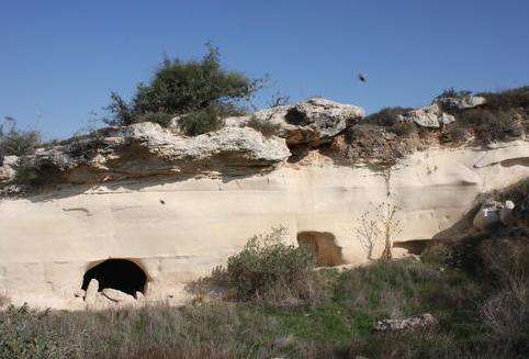 猶大低地的馬沙-巴塔·古夫林洞穴洞穴之鄉的縮影 Caves of Maresha and Bet-Guvrin in the Judean Lowlands as a Microcosm of the Land of the Caves 