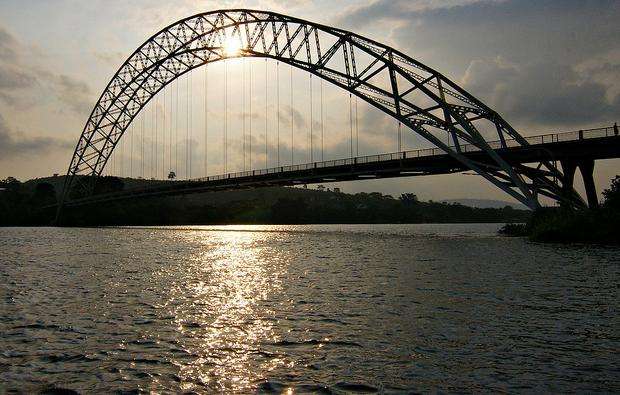 阿道姆橋 Adome Bridge 