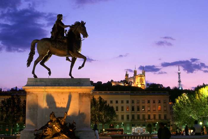 白萊果廣場 Place Bellecour 