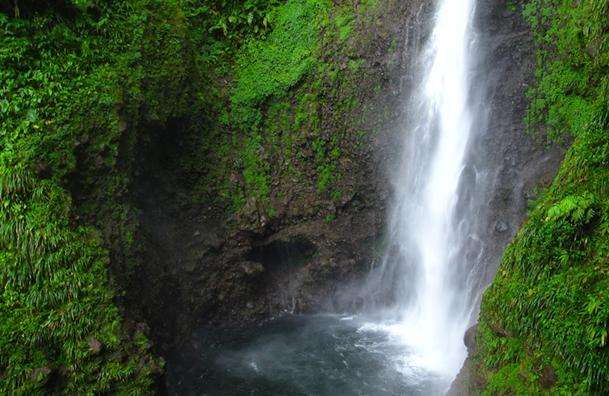 米德勒姆瀑布 Middleham Falls 