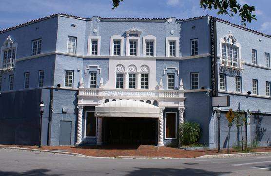 椰樹林劇院 Coconut Grove Playhouse 