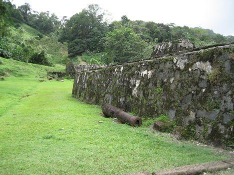 巴拿馬加勒比海岸的防禦工事 Fortifications on the Caribbean Side of Panama: Portobelo-San Lorenzo 