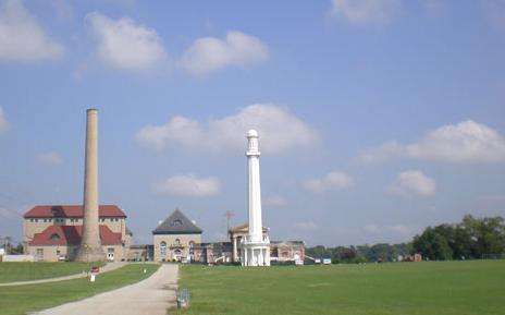 路易斯維爾水塔 Louisville Water Tower 