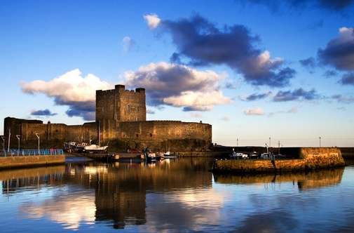 卡裡克弗格斯福爾斯城堡 Carrickfergus Castle 