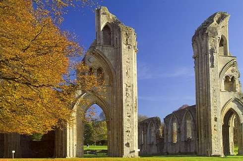 格拉斯頓伯裡修道院 Glastonbury Abbey 